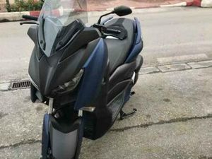 YAMAHA - XMAX 125
