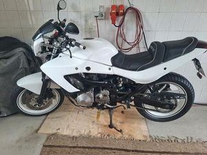 SUZUKI GSX 600 F UMBAU