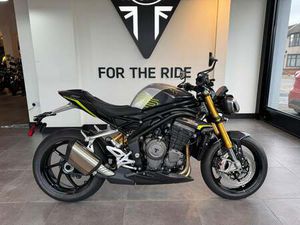 TRIUMPH SPEED TRIPLE RS FOR SALE IN ROMFORD