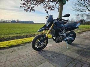 APRILIA DORSODURO 750 BOUWJAAR 2008 35KW OP KENTEKEN — MOTOREN | APRILIA — MARKTPLAATS