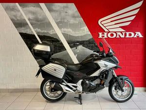 ② HONDA NC750X (ANNÉE DE CONSTRUCTION 2017)