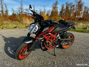 KTM DUKE 125
