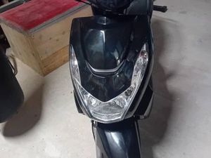 SCOOTER PEUGEOT KISBEE