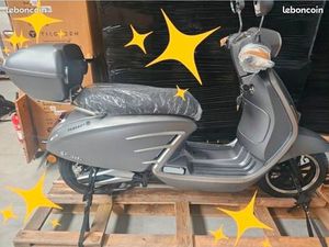 SCOOTER ELECTRIQUE NEUF
