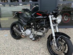 DUCATI S2R 800 MONSTER