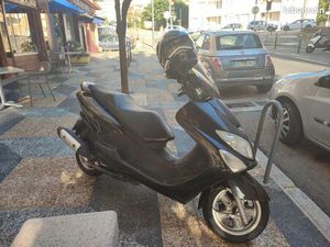 SCOOTER SKYLINER