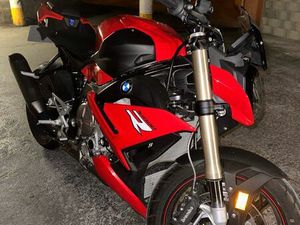 BMW S1000R