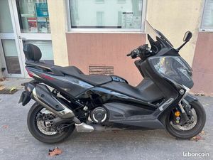 JE VEND MON T MAX EN PARFAIT ÉTAT