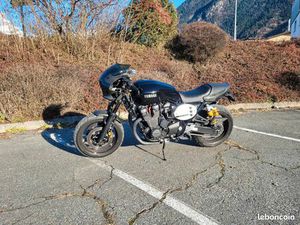 XJR 1300 CAFÉ RACER