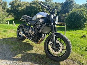 YAMAHA XSR 700 / FULL / 2016