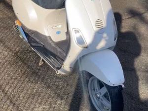 VESPA LX 50