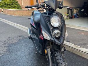 SCOOTER CROX SYM 50 CC