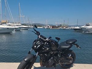 YAMAHA MT-07 PURE A2 2023