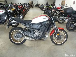 700 XSR YAMAHA 3953 KM PERMIS A2