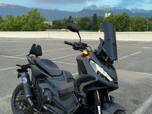 HONDA X-ADV 750 – ANNÉE 2023 – FULL OPTIONS