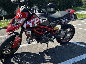 DUCATI HYPERMOTARD 950