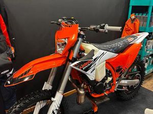 ② KTM 300 EXC HARDENDURO 2026