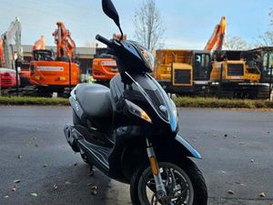 ② PIAGGIO NEW FLY 50 CC CLASSE A 4 TEMPS 2012 - 14 239 KM