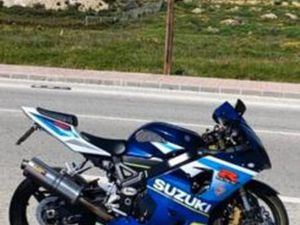 SUZUKI - GSXR 600 K5