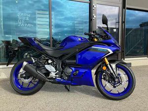 YZF-R3 *LAGERND*