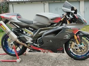 MOTO APRILIA 1000 RSV FACTORY 2004