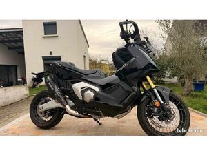 XADV 750 MODÈLE 2025