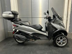 PIAGGIO MP3 400 HPE SPORT ABS ASR 2021 400 CM3 | SCOOTER | 29 870 KM | GRIS | 06000 NICE