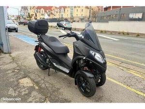SCOOTER PIAGGIO MP3 300 HPE 05/2021 FAIBLE KM ET 1ÈRE MAIN
