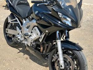 YAMAHA FZ6S