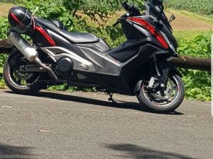 SCOOTER KYMCO AK 550