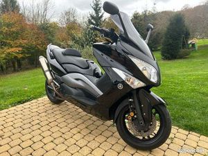 YAMAHA T-MAX
