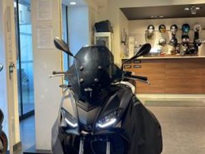 APRILIA SR GT 125 2024 125 CM3 | SCOOTER | 10 927 KM | NOIR | 92300 LEVALLOIS PERRET