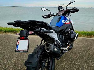 ② BMW R1300GS TROPHY
