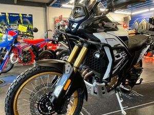 MOTO VOGE DS 800 X RALLY