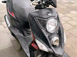 ② PRACHTIGE SYM CROX KLASSE B. WEINIG GEBRUIKSSPOREN!!!IK VERK