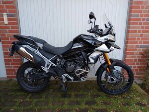 TRIUMPH TIGER 900 RALLY PRO 1. HAND