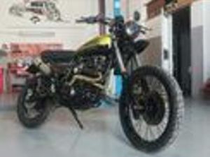 YAMAHA XT 600