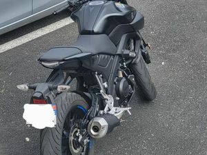 V MOTO YAMAHA