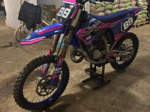 125 YZ