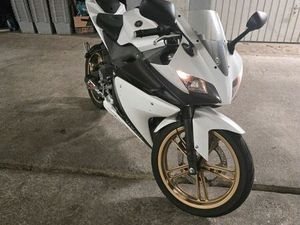 YAMAHA YZF R125