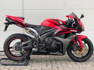 HONDA CBR600RR | PC40 | K-TECH SUSPENSIE | 35KW — MOTOREN | HONDA — MARKTPLAATS