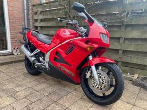 HONDA VFR 750 F 1994 SPECIAL IN ZEER GOEDE STAAT — MOTOREN | HONDA — MARKTPLAATS