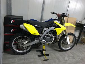 SUZUKI RM-Z250