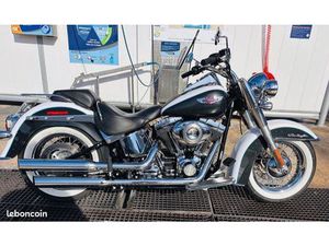HARLEY DAVIDSON SOFTAIL DELUXE
