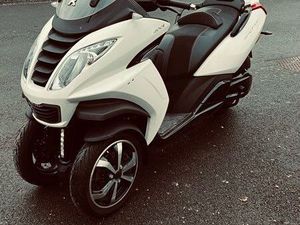 SCOOTER METROPOLIS PEUGEOT 400