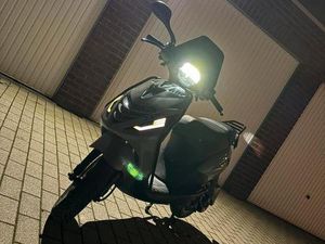 ② PIAGGIO ZIP 4T 80 CC – SLECHTS 4.771 KM! A-KLASSE