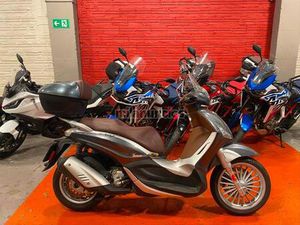 PIAGGIO - BEVERLY 300