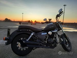 KEEWAY SUPERLIGHT 125