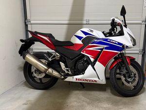 CBR 300 R