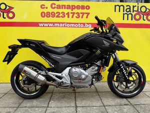 HONDA NC 700XA AKRAPOVIC →